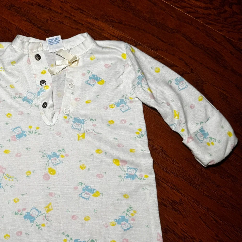 Vintage 1980s Royal Heir Infant Gown Sleeper
